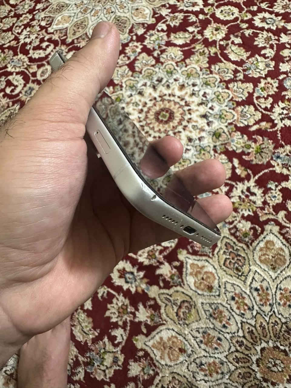 آيفون ١٧ برو • ٥١٢ • بطارية ١٠٠٪