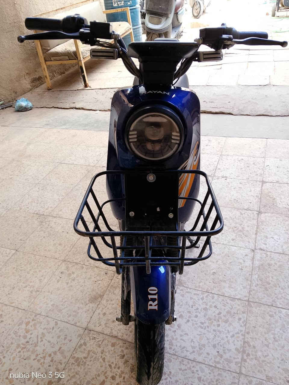 السلام عليكم 🌹
للبيع دراجة R10 RAYAN بحالة كلش زينة.

⚡ ملف 1000 واط
🏍️ تمشي 65 كم/س حقيقي
🔋 بدون بطاريات
💰 السعر: 225 ألف دينار وبي مجال للجادين
📍 المكان: كربلاء - الولاية

📞 للاتصال: ***********

