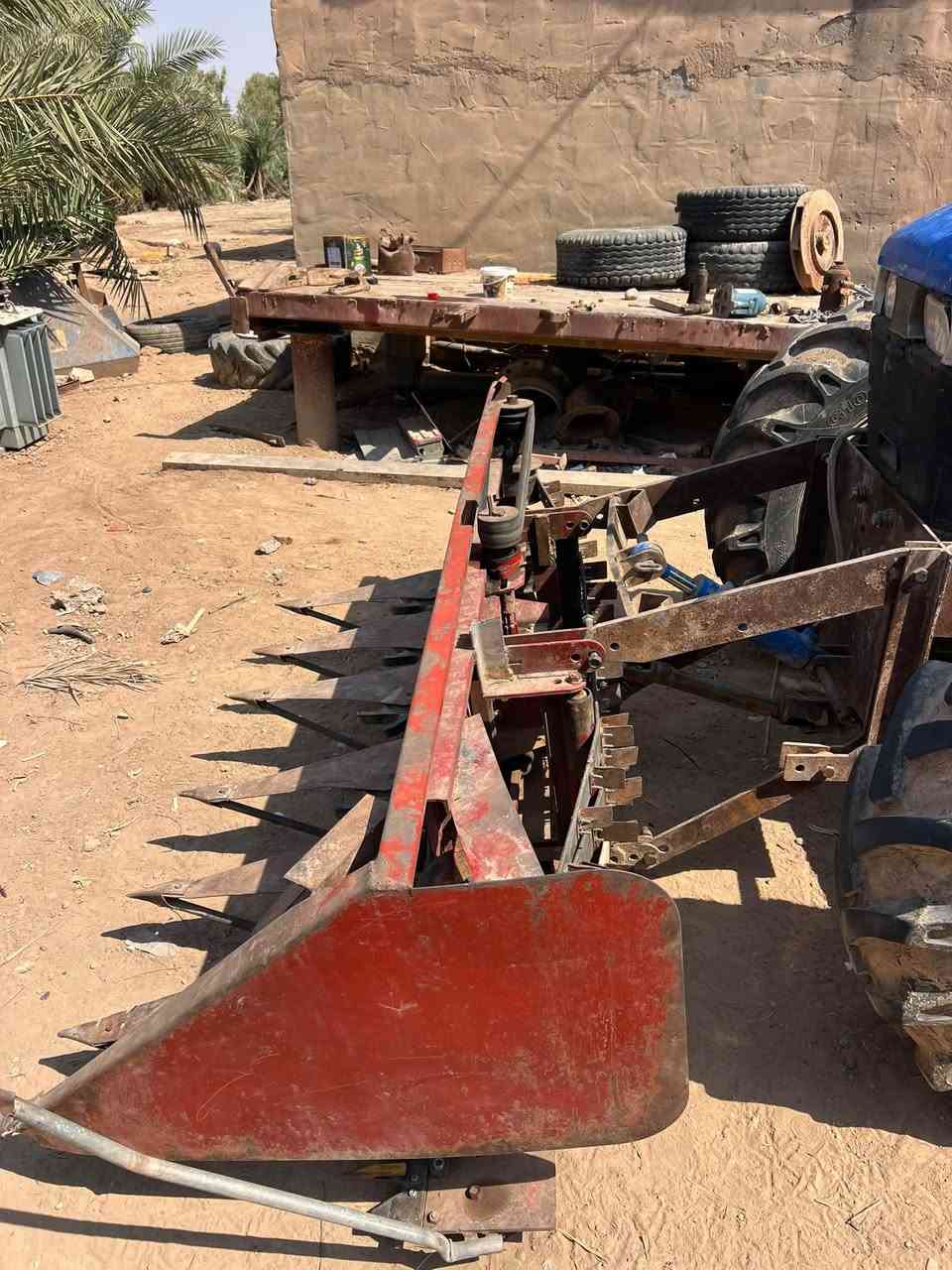 حاصودة سمسم البيع. ***********

