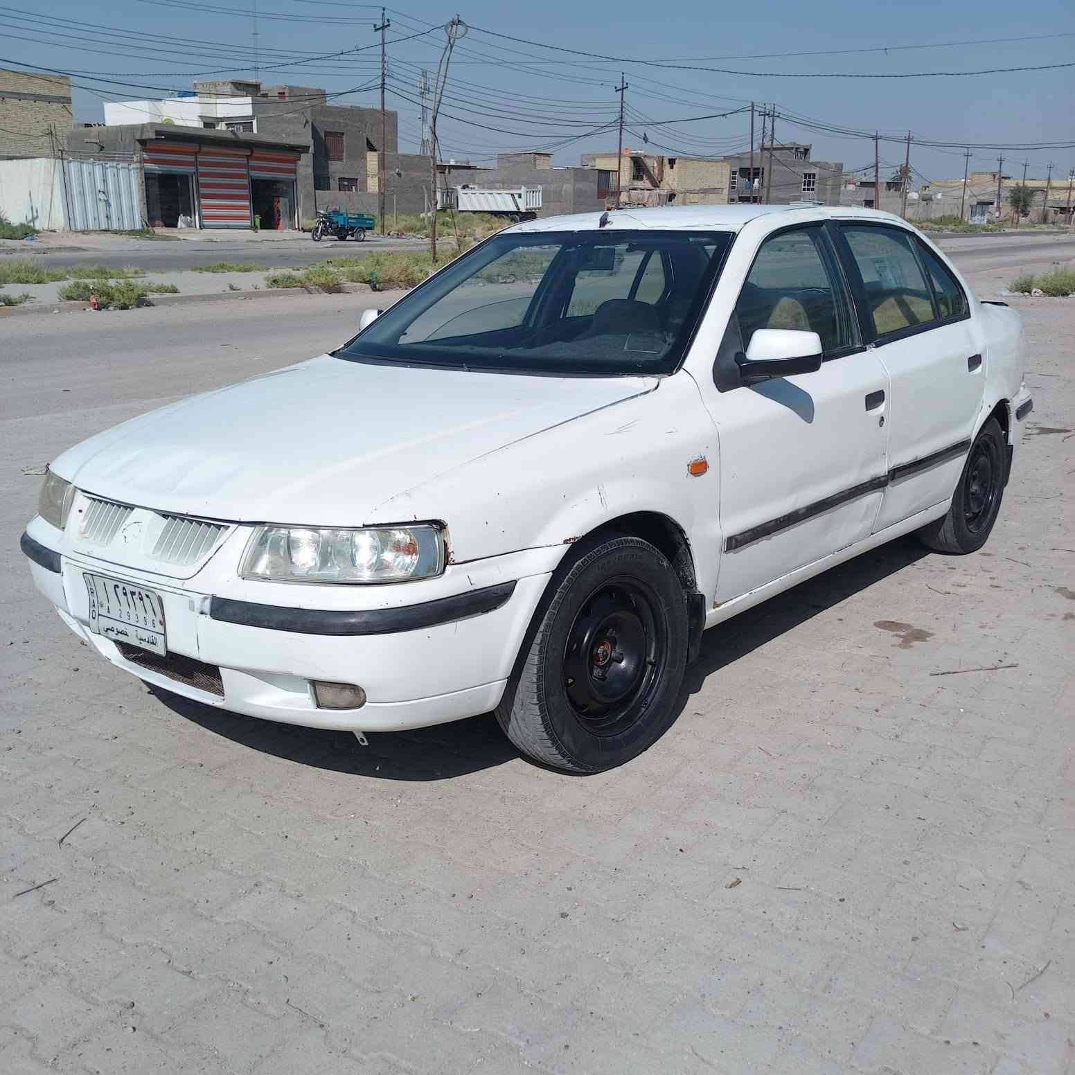 السلام عليكم سياره للبيع ول عده مرواس راوس  جهاز من كل شيء حتى تبريد شغال بس شد الوايرات تبريدها ثلج سياره خير من الله موديل 2010 السعر 24وبيه مجال مكاني المحمودية ***********
