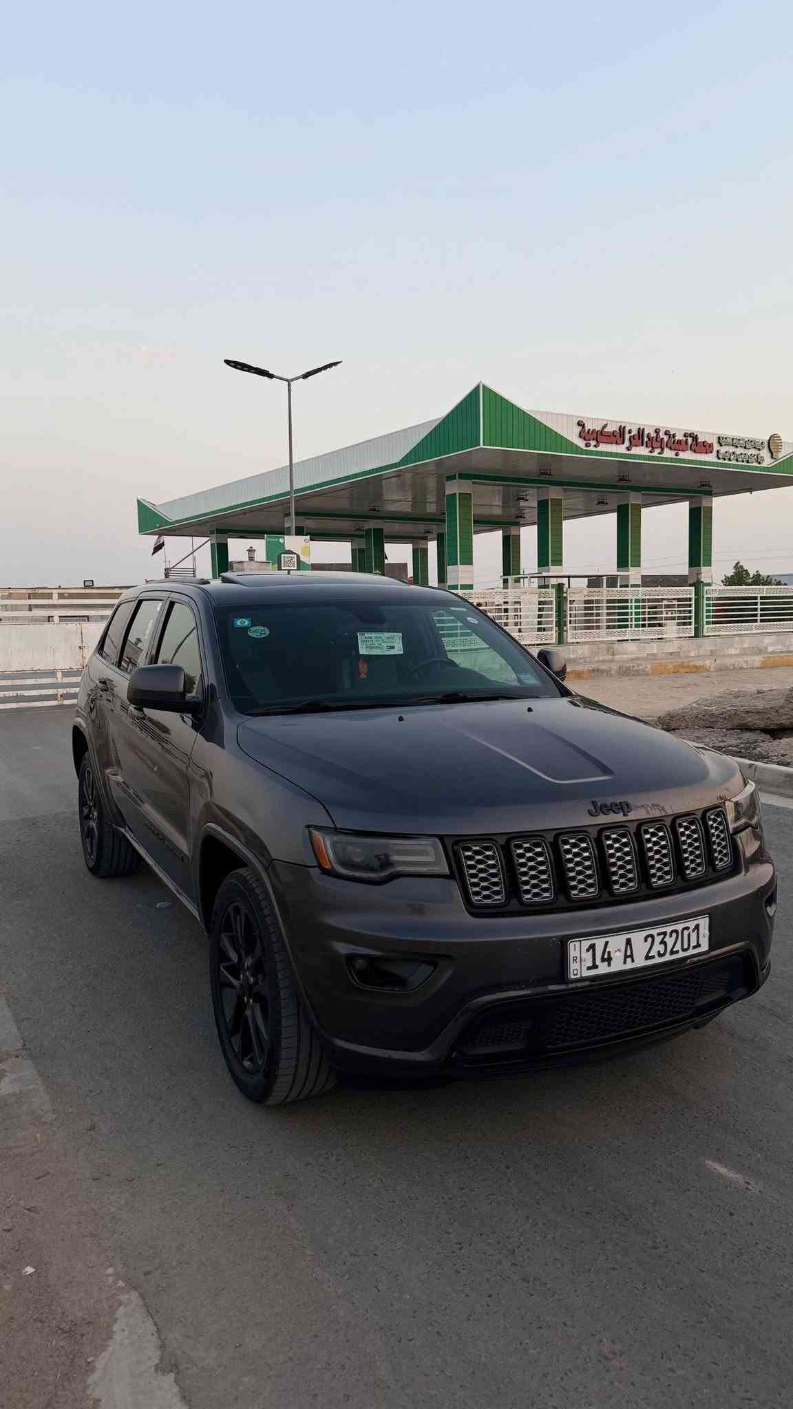 جراند شيروكي بلاك توب • ٢٠٢٠ • دبل