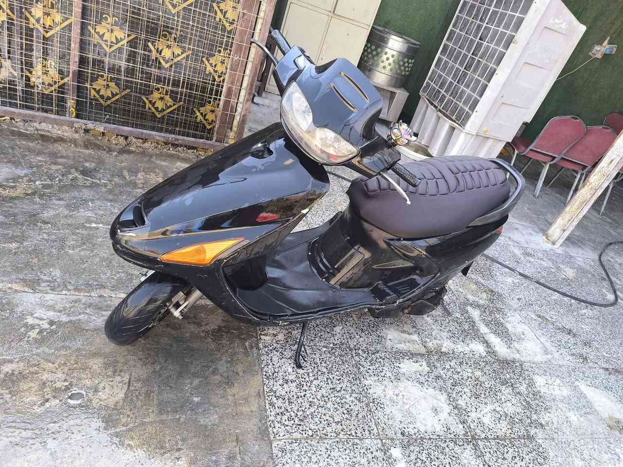 سلام عليكم فراشه للبيع دراجه جاهزه من كلشي كهربائيات كله شغاله سلفه السعر 375 وبيه مجال رقم الهاتف *********** المكان البصره زبير
