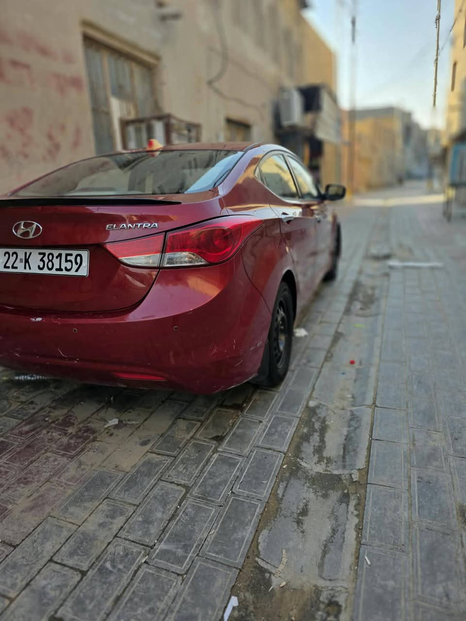 سلام عليكم النترا مديل ١٢ شكل ١٥ خليجي بيه قطعتين صبغ بدون داخل سياره فول عده البصمه عنوان طوريج رقم الهاتف  ***********
