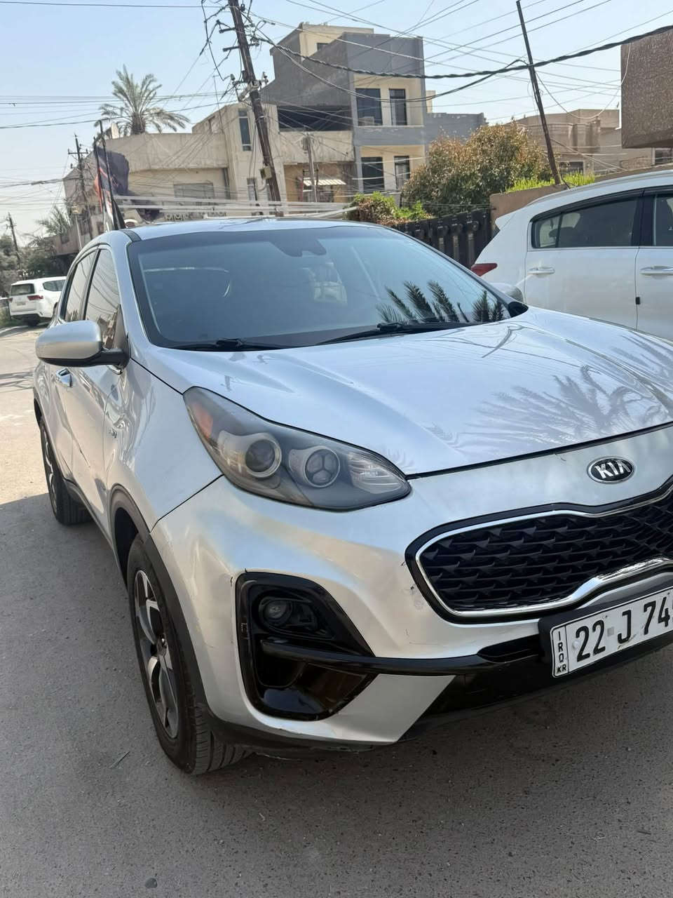سبورتج 
موديل 2021 
نص فول 
رادار 
كامره دواره 
شاشه كبيره 
تحكمات جهتين 
تبريد قطعتين 
دفع رباعي 
نضام نزول منحدرات 
عداد المشي 70 
تحديد مسار 
كروز سرعه 
صبغ جاملغ خلفي ايمن 
السعر 160 بيها محال قليل 
لل استفسار 
***********
