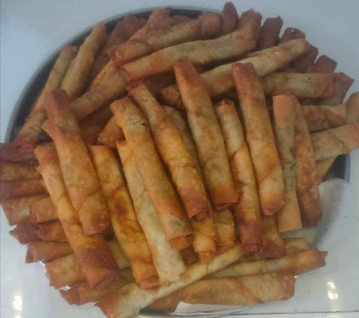 مساء الخير والعافية عليكم حبايب قلبي اقدملكم طلبيات حسب الطلب للحجز على الخاص ويوجد خدمة توصيل

نص مكتوب في الصور:
- تجهيزات ام بنين ٥ س
- ما شاء الله · Faudel
- طعام ممتاز!
- إرسال رسالة