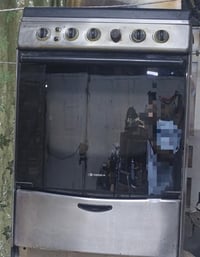 طـبـاخ اربع عيون شغال وكامل فرن وعيون سعر 50 عنوان حي الجهاد  رقم 0774...