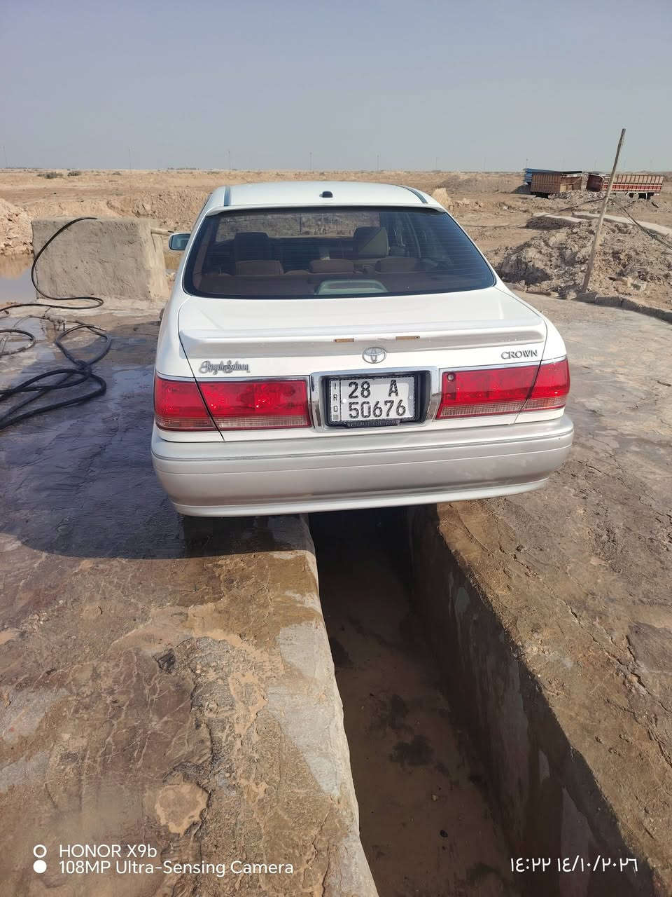 ملكه • ٢٠٠١ • نجف بسمي