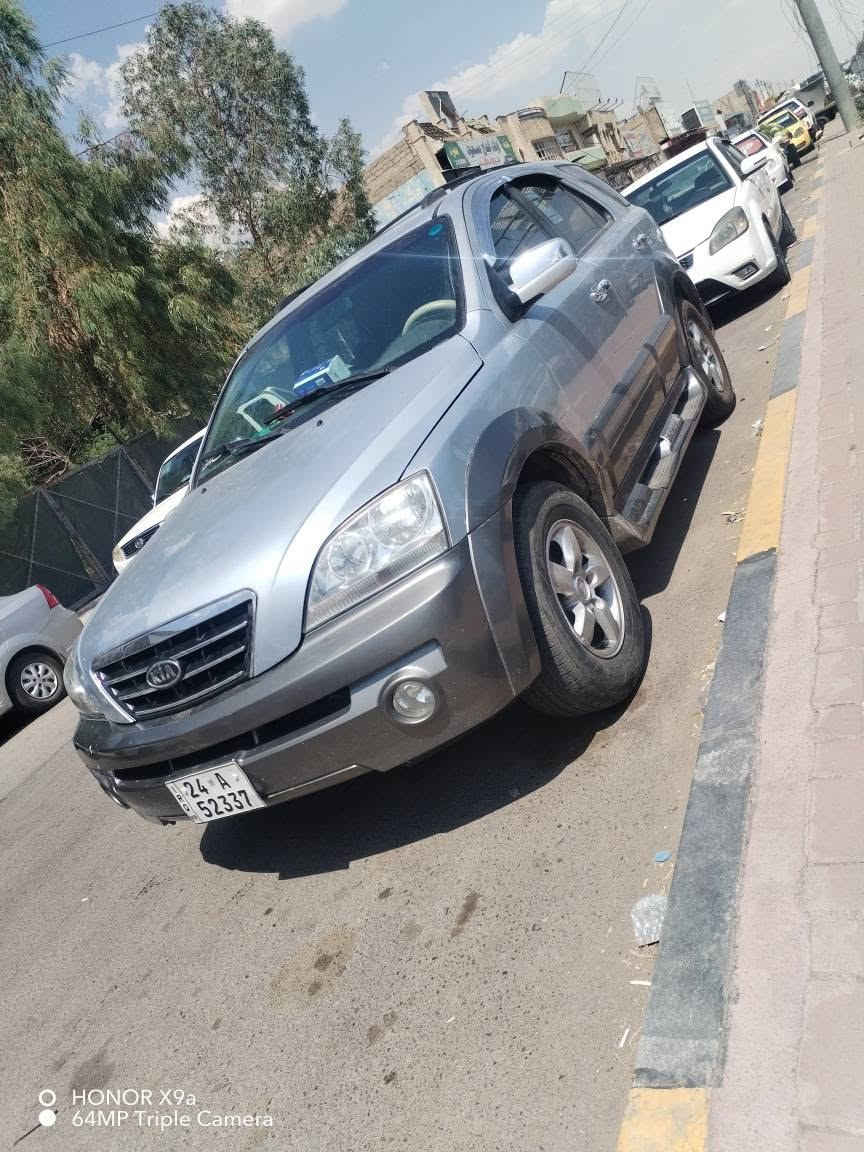 كيا سورينتو 2005
 تحويل مباشر رقم دهوك
 ثلاث قطع صبغ
*********** واتساب موجود موصل, نينوى
