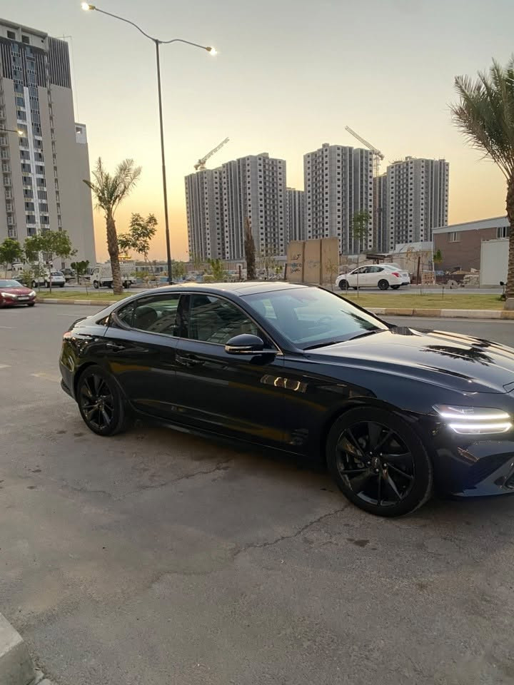 G702023 
ماشيه ٥٢ الف كيلو 
محرك ٤ سلندر سبورت 
ضرر السياره جاملغ امامي +جاملغ خلفي 
سياره جديده جاهزه الاخر حبه 
فول فول مواصفات السياره 
داخل جلد لون ابيض 
بانورامه اعله فئه 
السعر ٢٠٠$ بيهه مجال 
العنوان بغداد الكاظميه جكوك 
***********
