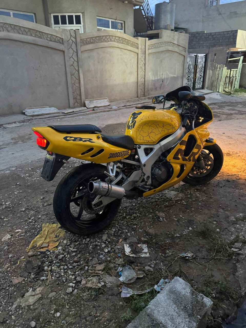 CBR900 • جاهزه • مكينه مفتوحه