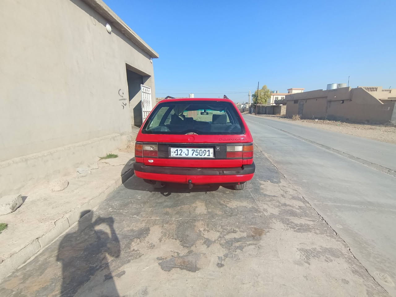 السلام عليكم سيارا باسات للبيع رقم نينوى مصطرا شرط الوكاله والتحويل كير ومحرك ابشرط صبغ جماليه مكان السيارا قريت الخازر على طريق اربيل موصل السعر 30 وبيها مجال اي استفسار الاتصال على الرقم ***********
