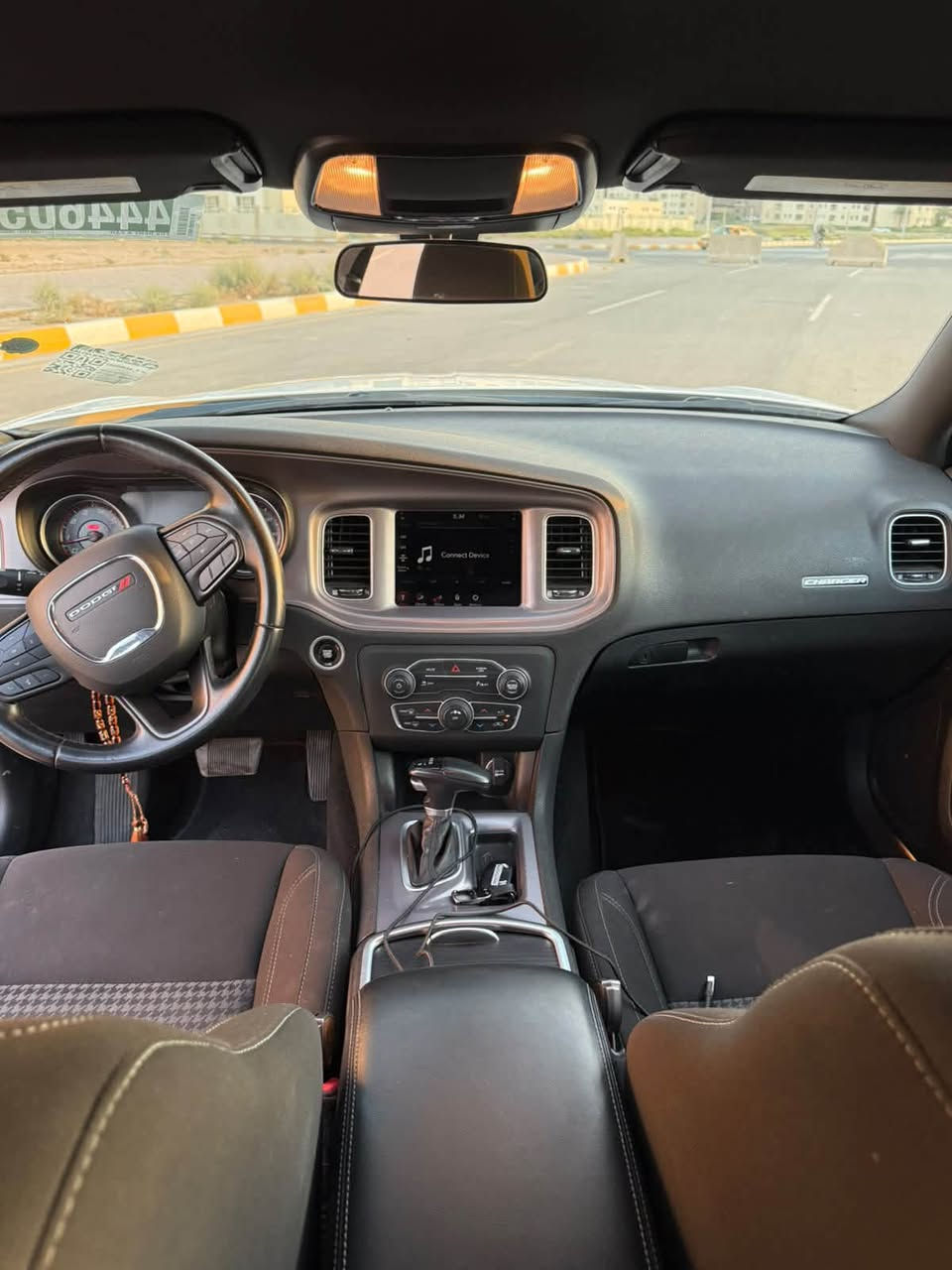 السلام عليكم ..
للبيع جارجر 2023 SXT
مستعجل على بيعتها لسبب ضرف ومتتقارن بل مهجومات 
السيارة وارد امريكي حادث موجود بل منشور 
دعاميه وشفه بنيد ول براكيت مبدل بدون شواصي ولغود 
السيارة فقط حادث امريكا يعني بل عراق مابيها شي 
كير مكينه صدر كفالة. 
جديدة وجاهزة ربع متذب عليها 
رقم اربيل جديد  باسمي تحويل ثاني يوم 

اخوان اذا ماعجبك المنشور اذكر كلمة حلوة 🌹
السعر 244
مكاني بغداد 
*********** 
واتساب

نص مكتوب في الصور:
- 44460585