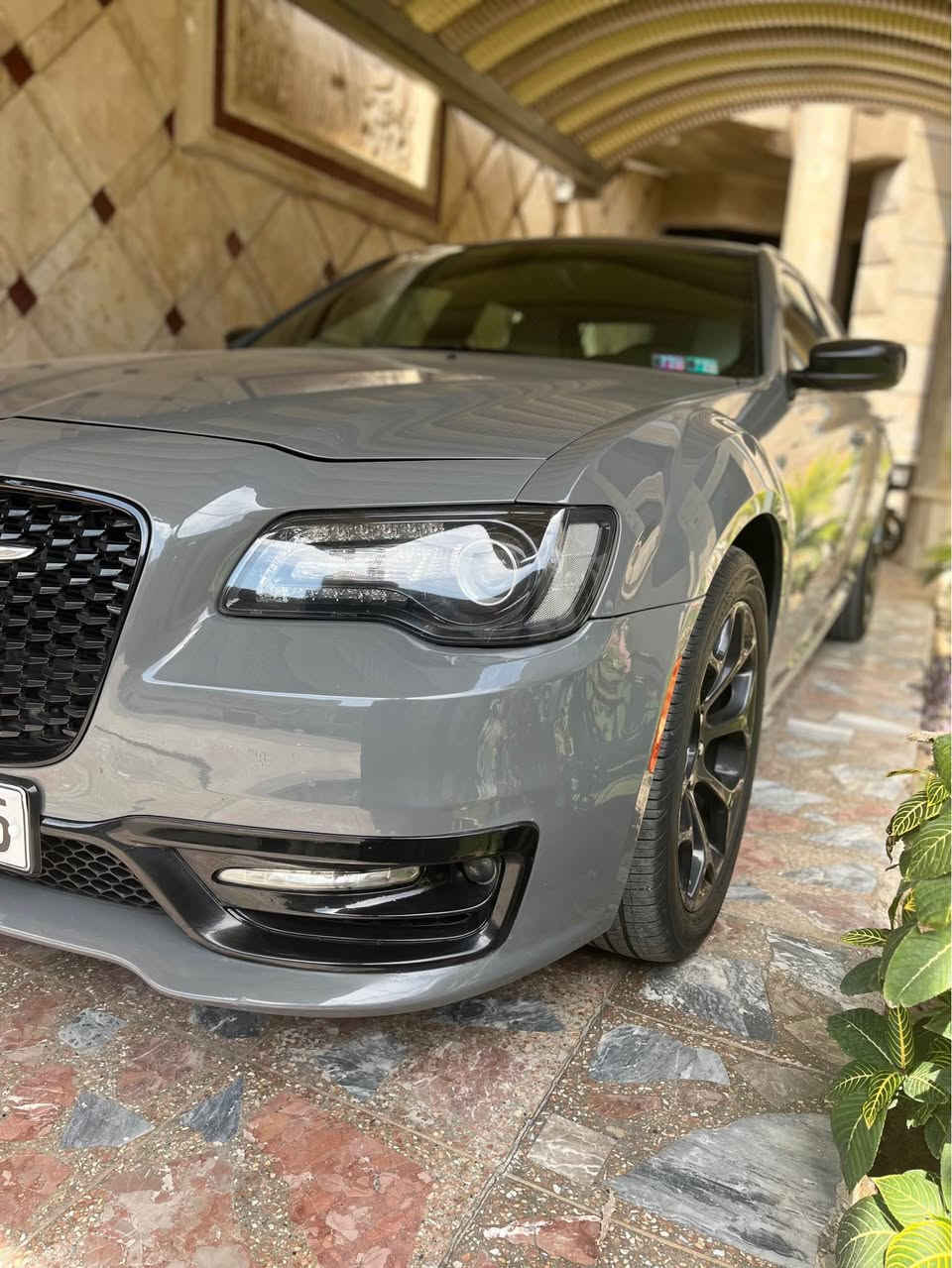 السلام عليكم 
للبيع گرايسلر اوباما S سمنتي مميز بچم عريض قمارة حديد تو ويل محرك ٦ سلندر موديل ٢٠١٩ ماشية ٧٥ الف ميل حادثها تخريب الغرفة الداخلية مع شخوط خفيفة في الجاملغ والباب كما موضح في الصور والدعامية الامامية مصبوغة  جمالية بدون ايرباك محرك كير تبريد كفالة والسيارة بدون صبغ بدون تبديل بدون بارد .
بغداد حي العدل 
السعر ٢٤٨ 
للاتصال 
*********** بغداد, العراق

نص مكتوب في الصور:
- /2021 - IAA 000-30317455 - 05/13/2021 - IAA 000-30317455 - 05/13/2021 000-30317455 - 05/13/2021 - IAA 000-303 0-30317455 - 05/13/2021 - IAA 000-30317455 - 05/13/2021 - IAA 000-30817455-05/12/2021-IAA 000-30317455 - 05/13/2021 000-30317455 - 05/13/2021 - IAA BidFax.info
- 000-30317455 - 05/13/2021 - IAA
- 06/13/2021 - IAA 000-30317455 - 05/13/2021 - IAA 000-30317455 - 05/13/2021 - IAA BidFax.info
- 000-30317455 - 05/13/2021 - IAA 000-30317455 - 05/13/2021 - IAA 000-30317455 - 05/13/2021 - IAA 000-30317455 - 05/13/2021 - IAA 000-30317455 - 05/13/2021 - IAA BidFax.