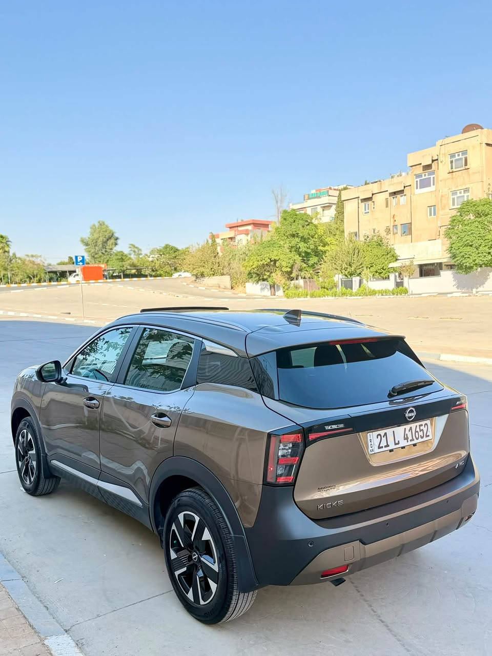 Nissan kicks 2025 SV PLUS
3N8AP6CBXSL307340
فول مواسەفات . بەسمە . شەغال . پانۆراما . 5 کامێرا . ڕاداری پێش و دوا لاتەنیشت . خەتی جادە . دەبڵ اکسل .  کوشن هیتەر . تەبرید لەمس . برێک بەسمە . سماعە bose . مۆبایل چارج . سوکان هیتەر  .ڕادێتەری بیلادە .  تەنها 2پەڵەیەک هەیە .
سعری195$ شوێن سلێمانی
***********
