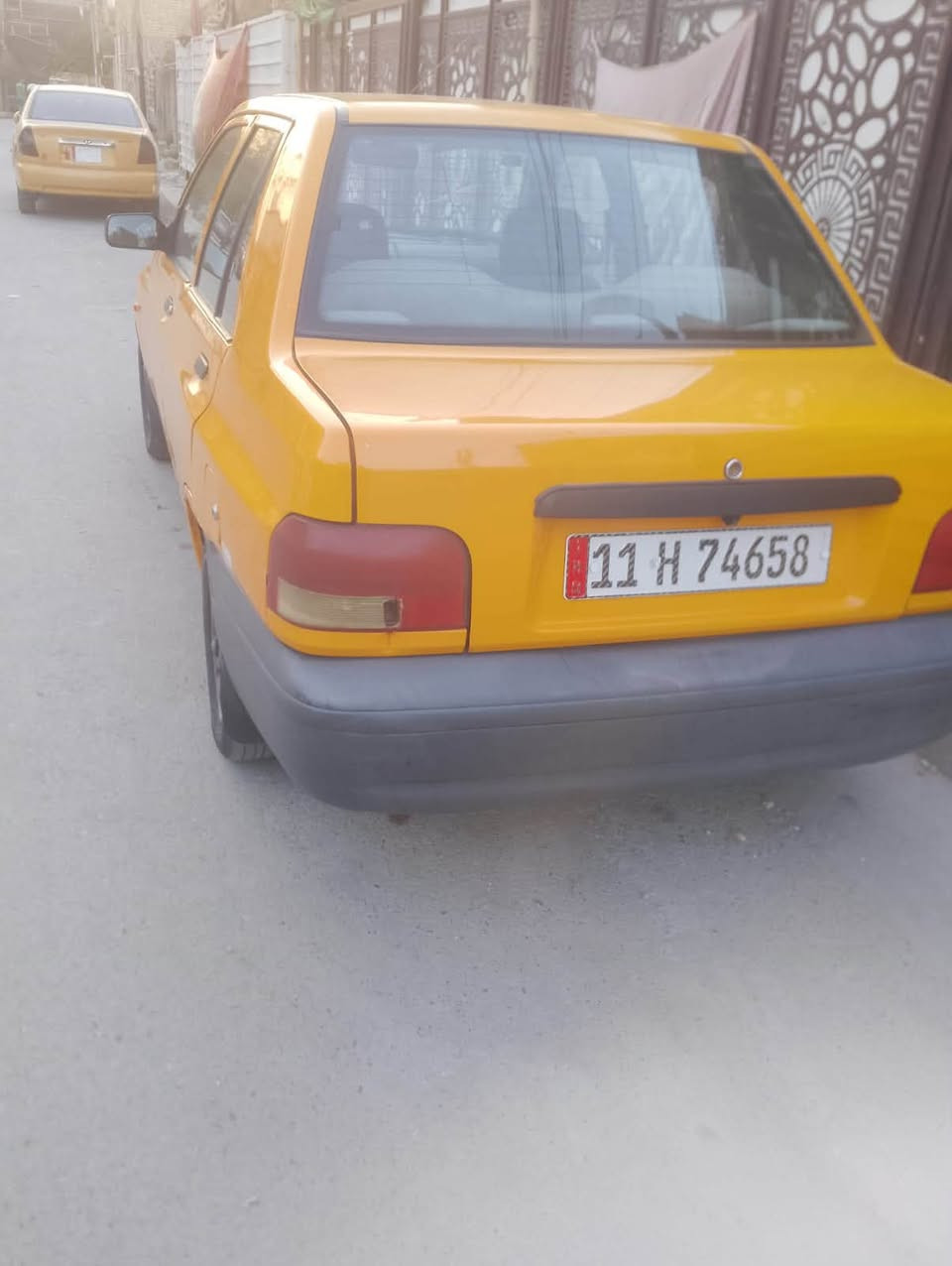 السلام عليكم سايبا للبيع ٢٠١٨ بيه بنيد مبدل طخه بسيطه وبدلته بدون لا بدنه معدله ولا براكيت سياره جاهزه مكينه تبريد دوشمه باسمي تاخذ جاهزه مصفره من كلشي شواقي مكفوله بقيه السياره مكفوله من البارد ب٤٤ بيه شي بسيط كلش مكاني الزعفرانيه ***********
