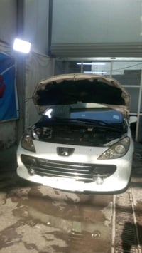 بيجو فرنسي 307 موديل 2006 مكفولة صدرها 80% محرك گير مكفول تبريد سيارة ...