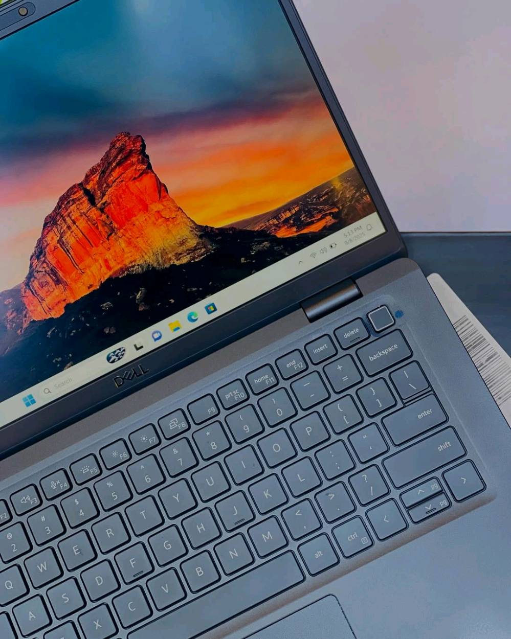 ديل 7320 • كور i5 جيل 11 • 16GB رام
