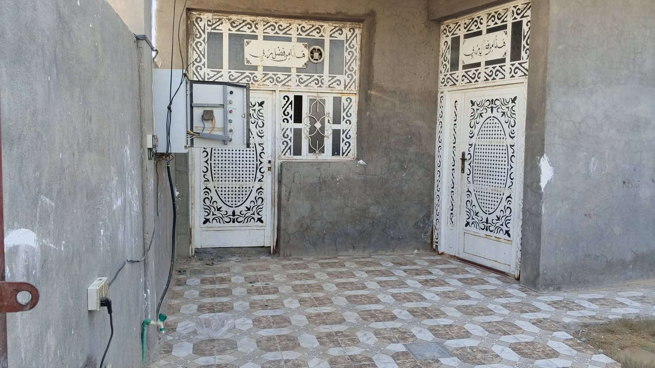 🏡 بيت للإيجار
يتوفر بيت للإيجار في الرمادي – منطقة 6 كيلو.

📍 الموقع: الرمادي / 6 كيلو
📐 المساحة: 200 م²
💰 الإيجار الشهري: 300 ألف دينار

📞 للاستفسار والاتصال:
***********
