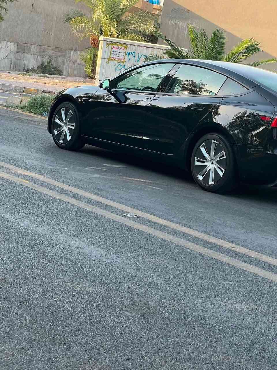 سلام عليكم تسلا موديل 24 هاي لاند بطاريه لو نكرج تك ماطور بطاريه جبيره السياره حادثها داخل المنشور بس بدعاميه وراجعه نفسها السياره بدون قطره صبغ كفاله من الدعاميه للدعاميه عده ثلث مكانات صغار بيدي ار حته العاميات بدون صبغ السياره جاهزه بدون نقص المواصفات معروفه الشكل الجديد بيع او مراوس السعر 220 بيها مجال قليل السياره جديده *********** العنوان بغداد شارع حيفا
