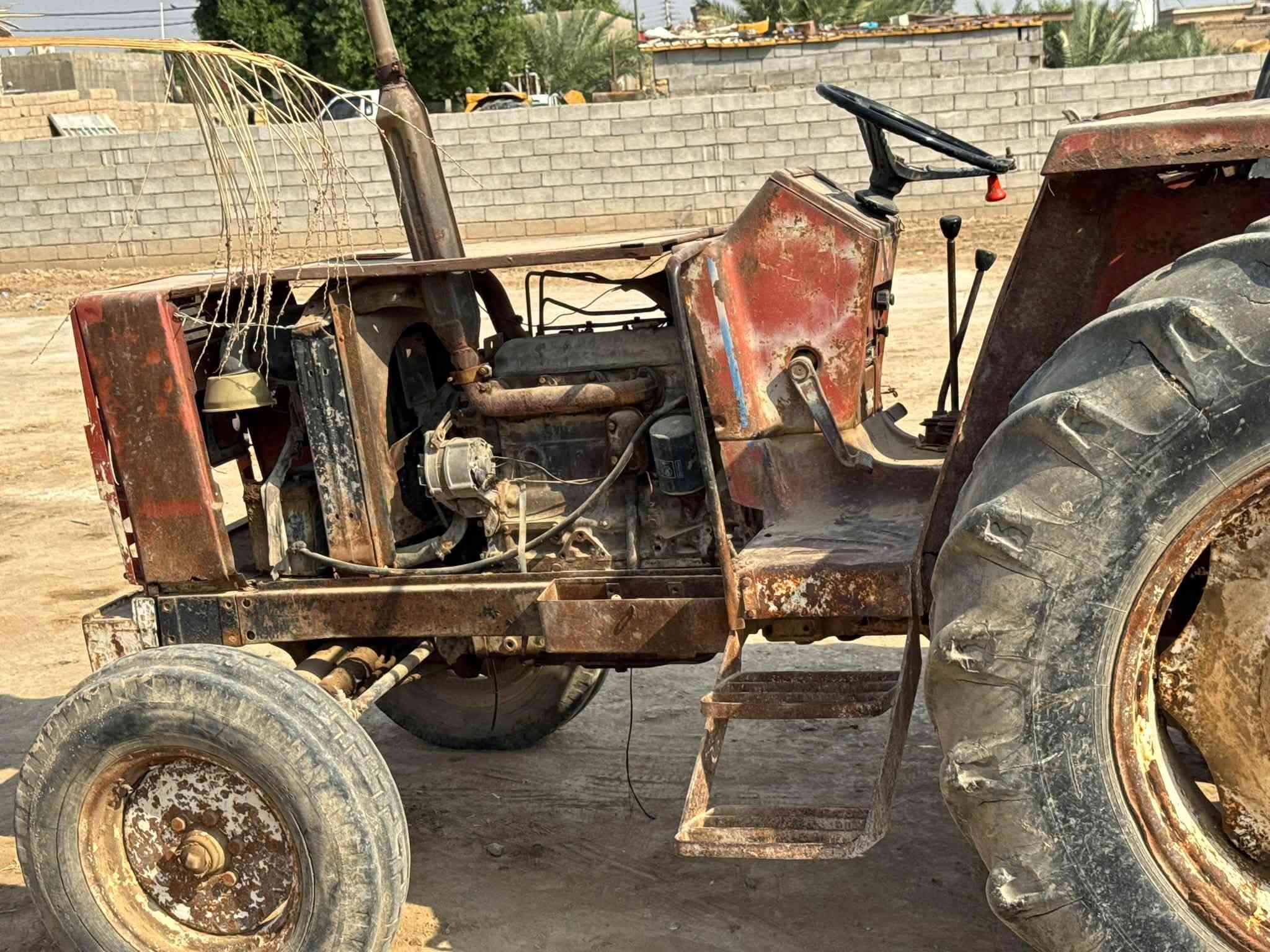 فيات • مكينة • نضيفة
