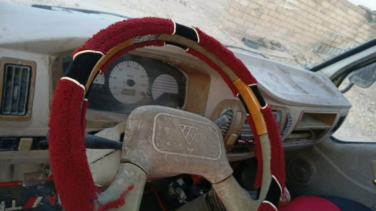 السلام عليكم كيا فوتون للبيع موديل 2008 السياره منفيس مكينا وكير اكسن شاصي شرط طخم تواير جديد سياره حموله 4طن السعر 23وبي مجال العنوان موصل برطله الرقم ***********+***********
