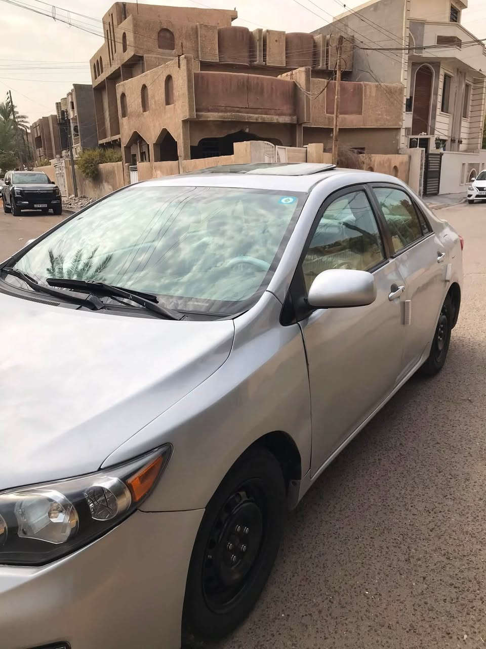 سلام عليكم كورلا موديل 2009 محدث 2013 
كير محرك خير من الله محرك 1800 تبريد ثلج السيارة فول مواصفات 
فتحة 
بصمة 
كراسي تحكم كهرباء 
مري كهرباء 
شاشة 
كشنات دوشمة جديدة 
السيارة مصبوغة عام اثر جراد 
وارد امريكي 
حادثة جفية صفحه السايق مواصلة للجاملغ الخلفي 
السعر 75 وبيهة مجال مكاني بغداد البياع 
*********** 
*********** 
وتساب مفتوح واني حاضر 🌹
