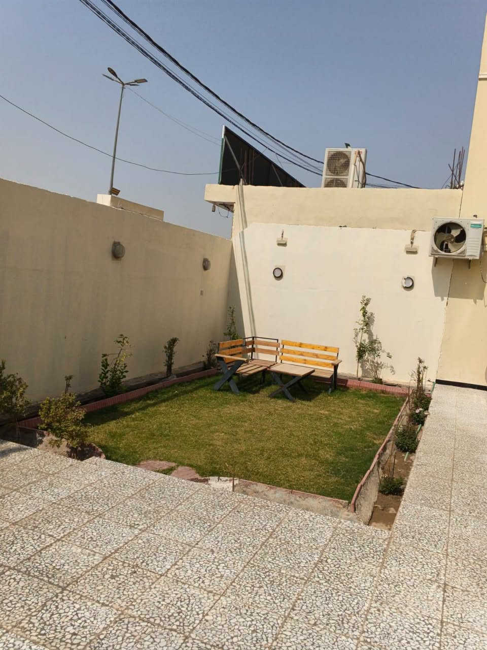 النجف الأشرف • ٢٥٠م • ٣ غرف