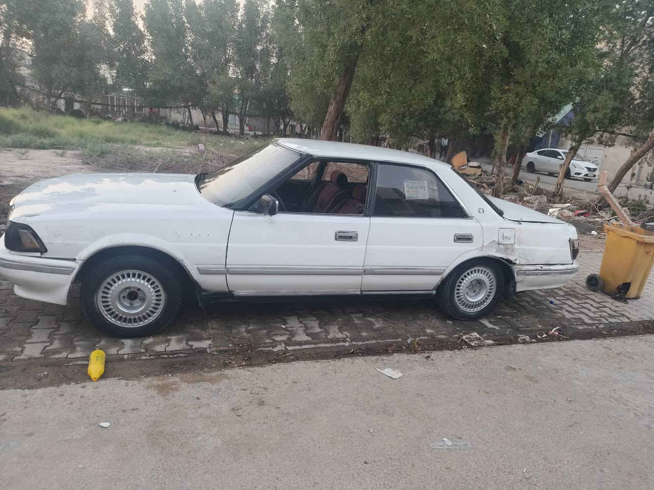 هارتوب للبيع يسره بلادي ما محور أصل يسره ٨٨محرك جديد كير جديد حداديه جديده مكان السياره نجف ***********

