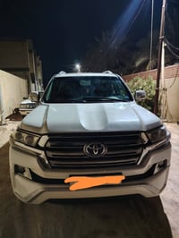 لاندكروز • ٢٠١٠ • رقم بغداد