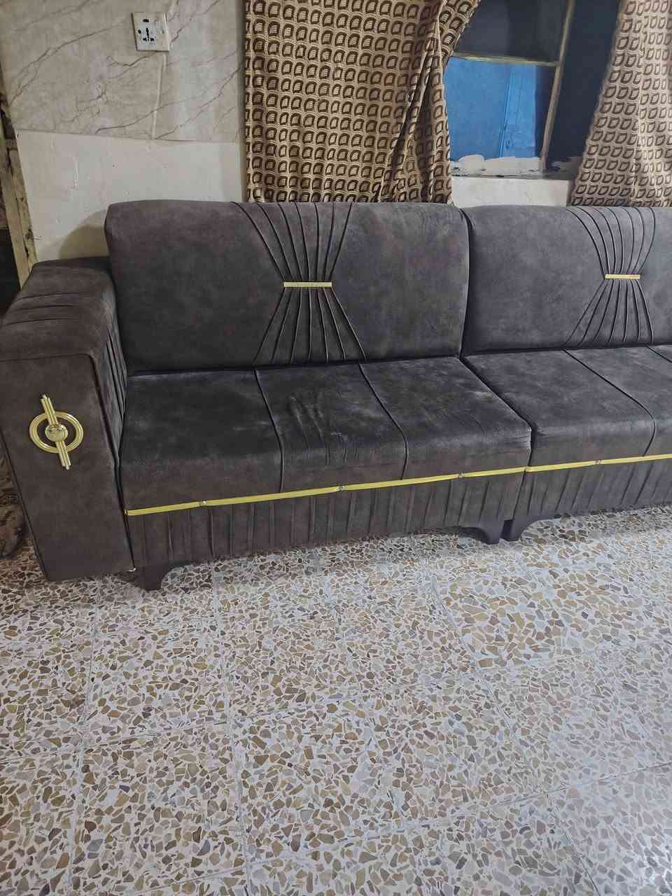 سلام عليكم ديوان ٧ أمتار الجانب الأيمن موصل نهايته 180
***********
