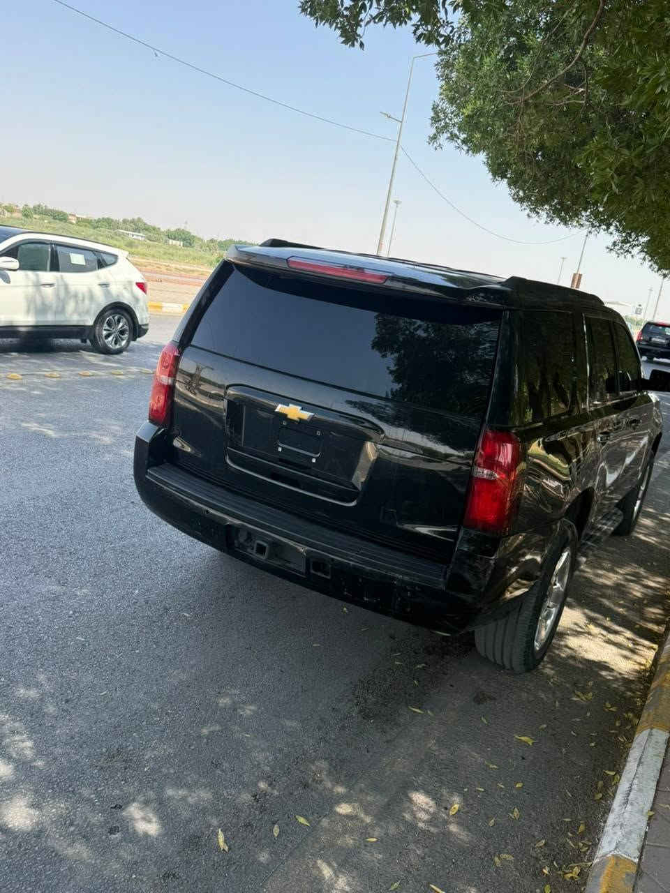 تاهو أدوات 2016 LTZ
فول مواصفات 
فتحه سقف /بصمه تشغيل / كشنات منفصل VIP/ قاصه / جنطه كهرباء / تحكمات ستيرن/
سيارة فول للاخير 
كير محرك كفاله محرك جديد بعدة بلضمان 
السعر شده مكاني الكوت
مال بيع رقم ***********
