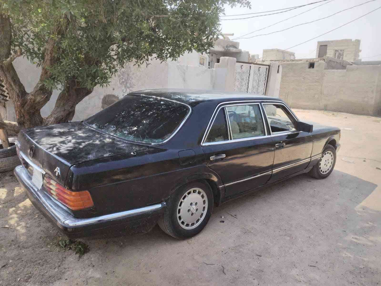 البيع مارسدس راسي سعر 20 وبيه مجال ***********

