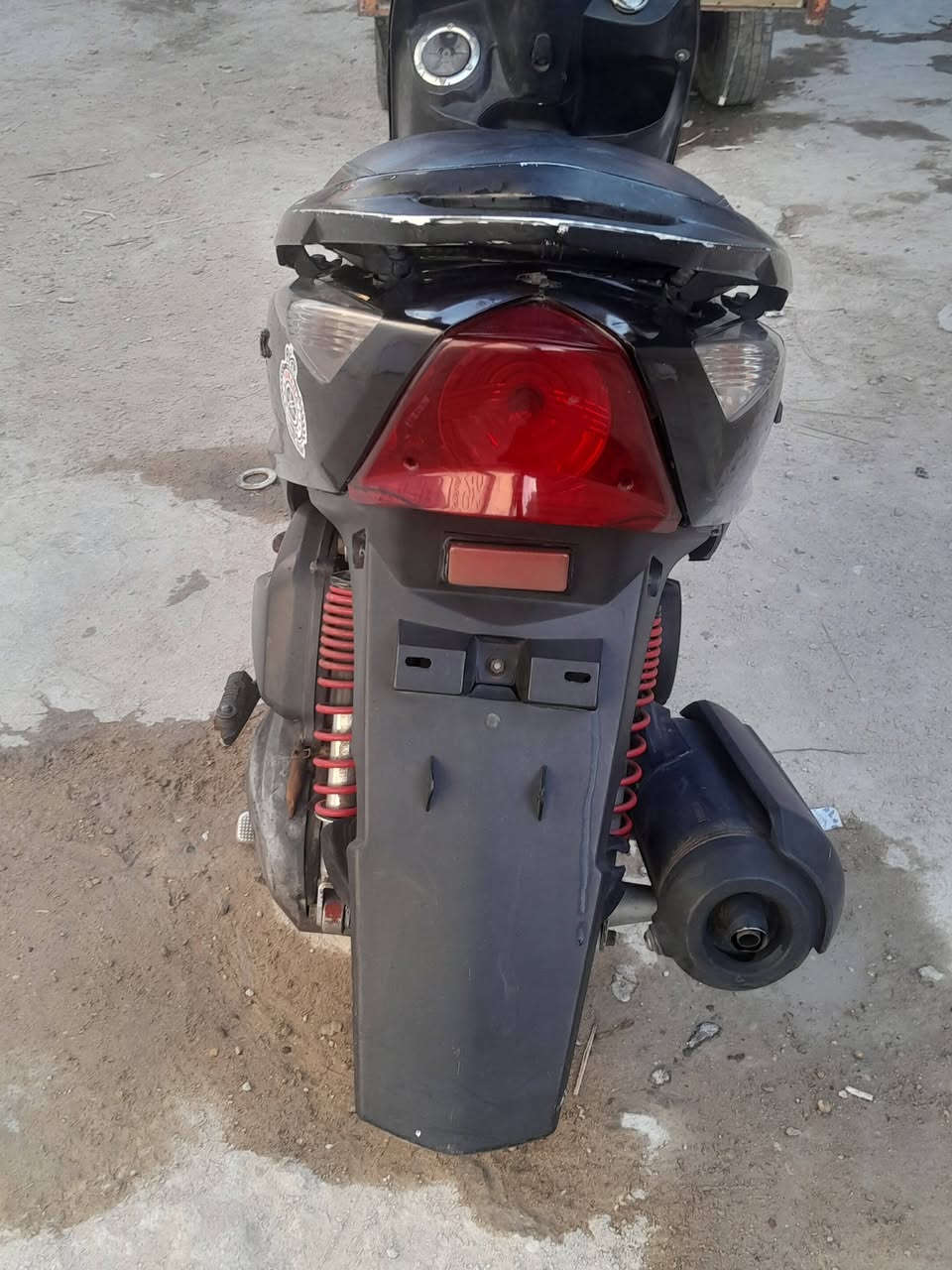 دراجه ثعلب للبيع كامله مابيهه اي نقص محرك مكفول ناعم شلعه ومعدل حلوه كهربائيات كلهه شغاله لايت عالي ناصي اشاير كيج بانزين كيج سرعه دبلات شغاله طسه ناعمه كفرات بلادي سلف كابريتر بلادي مكاني بغداد الشعله شراي اتصل مامتواجد على نت ***********
