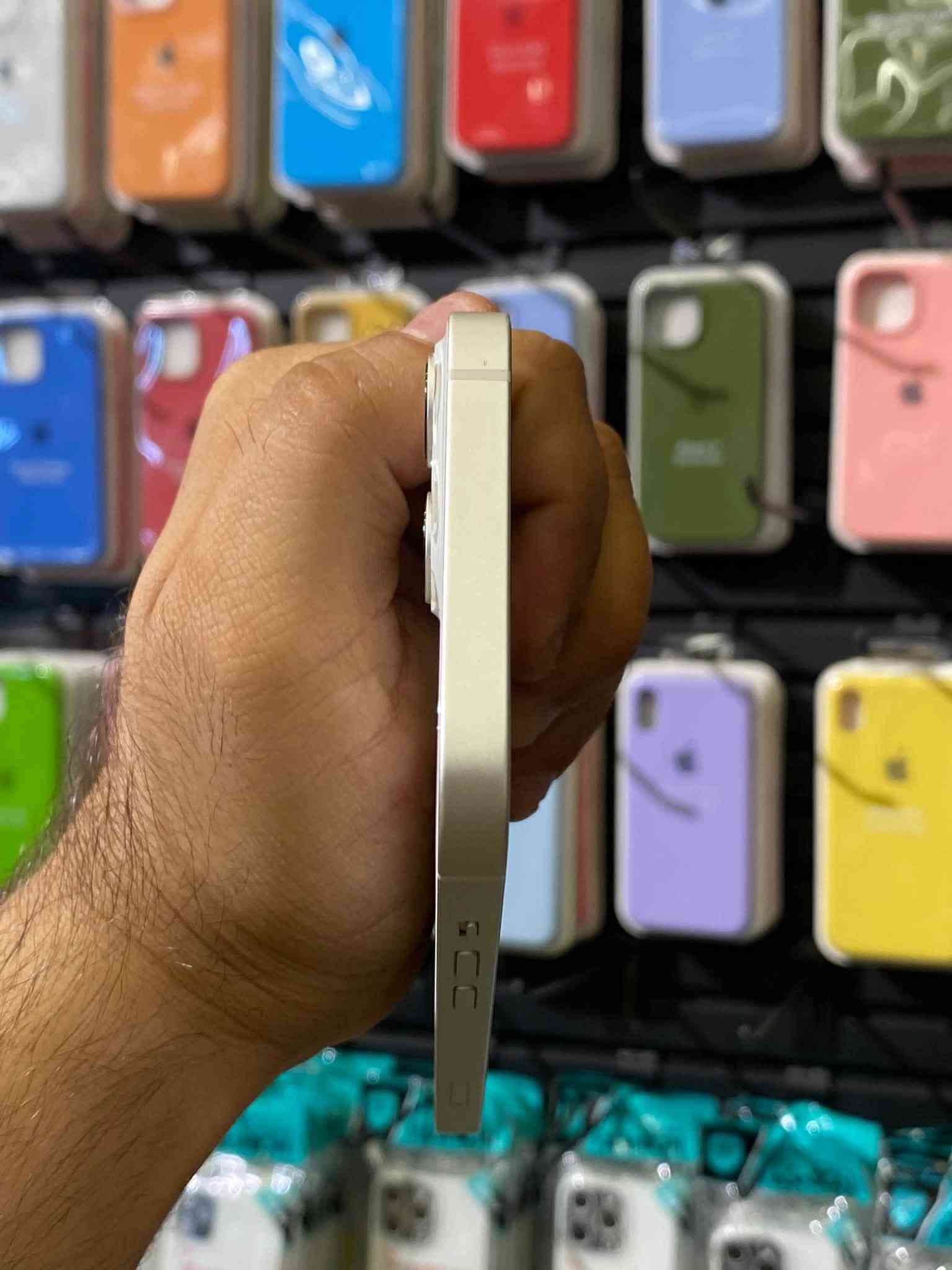 آيفون ١٣ • ١٢٨ جيجا • ابيض