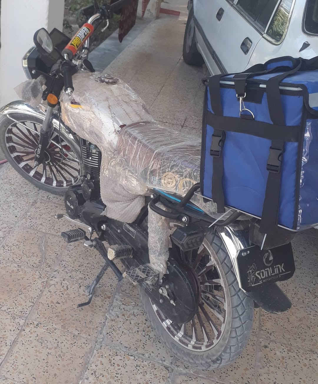 مكلف بالنشر
دراجه سونيك موديل 25 ملفيس موجود سعرها 990 الف
رقم صاحب الدراجه ***********
