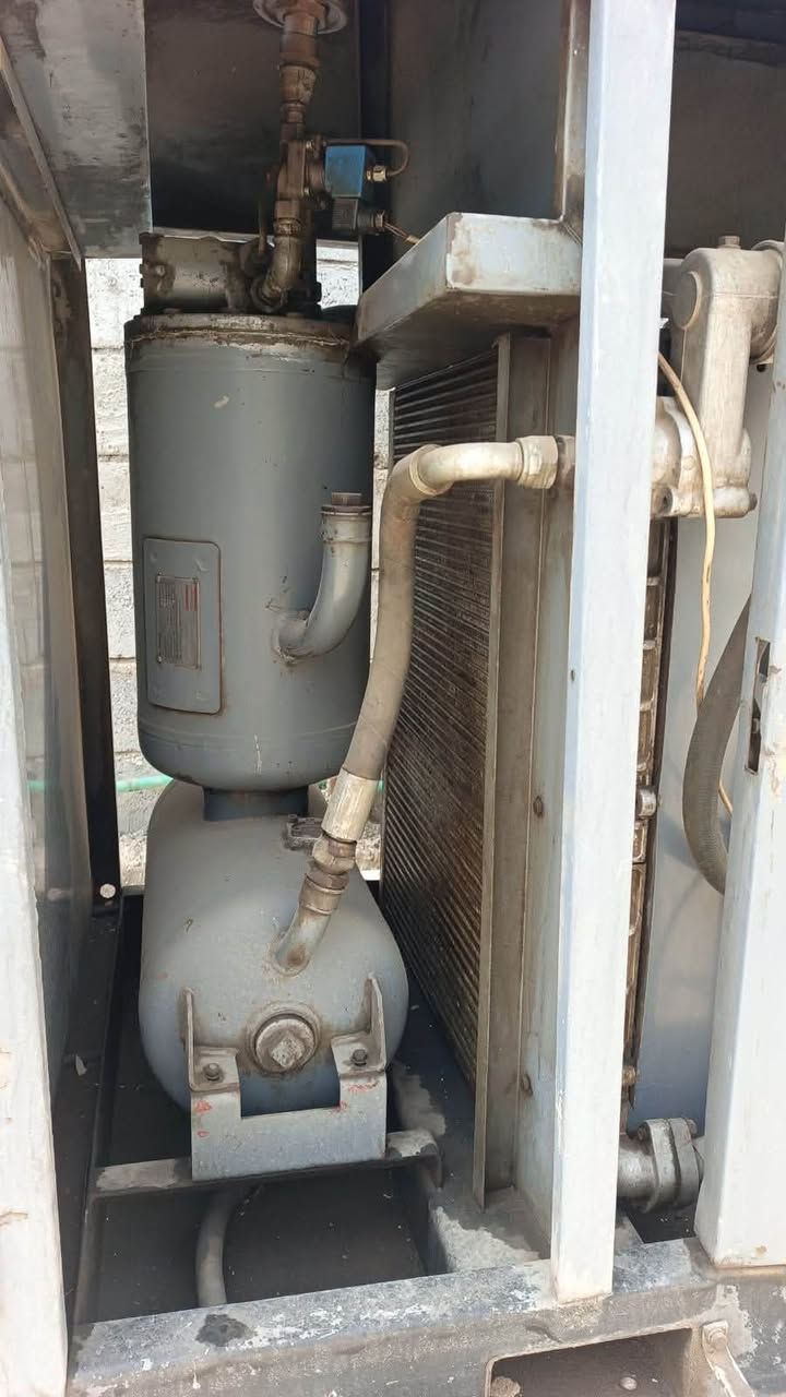 ضاغطه اطلس كوبكو • GA608 • ٨ بار
