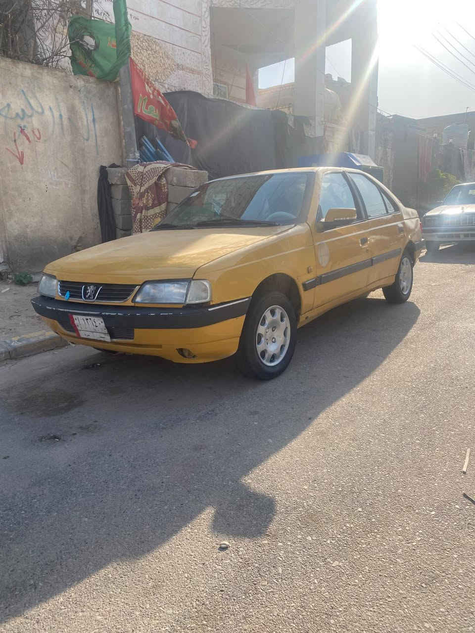 السلام عليكم بيجو 405مديل 15
سياره جاهزه مكينه كير حداديه تبريد تخم تايرات جديد مكاني ناصريه السياره مطلوبه هيه وغرمات عل مشتري سنويه صاقطه بل ٢٠ سعر اب ٢٠وبي مجال قليل كلش+964 786 240 2576

