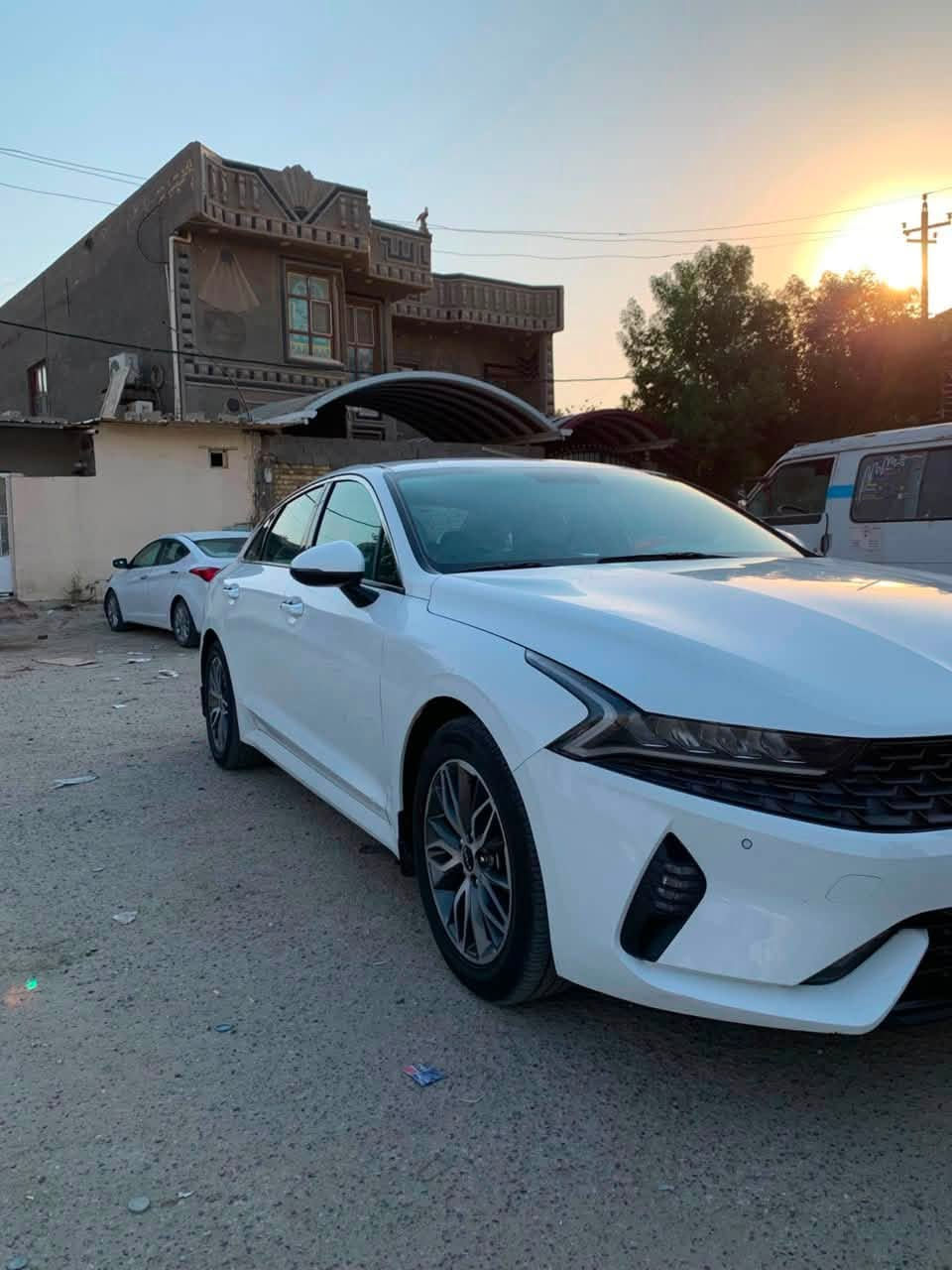 كيا  K5 🚘
موديل 2023 خليجي
مكينه 2000 دوش ✅

رقم سليمانيه 

مواصفات السيارة_
• تشغيل عن بعد 
• ⁠بصمه عدد 2
• ⁠ويل كروم
• ⁠انارة ترحيب عند الأقتراب
• ⁠صندوق ذكي يفتح عند الأقتراب
• (درايف مود ) ⁠5 انضمة قياده
• ⁠شاشه كبيره car blay + كامره دواره
• ⁠حساس خلفي  
• ⁠⁠مانع انزلاق
• ⁠تبريد قطعتين
• ⁠اشارة بالمري + شفط
• ⁠مخارج USB
• ⁠فول تحكم ستيرن +كروس سرعه 
• بك لايت لد متصل⁠✨
• ⁠كرسي السائق كهرباء
• ⁠ ⁠
اخوان السياره كفاله عامه (عدا بارد قليل

✨السياره على وضع الشركه برغي واحد ممفتوح ✅
  مكان السياره بابل أو كربلاء

***********

