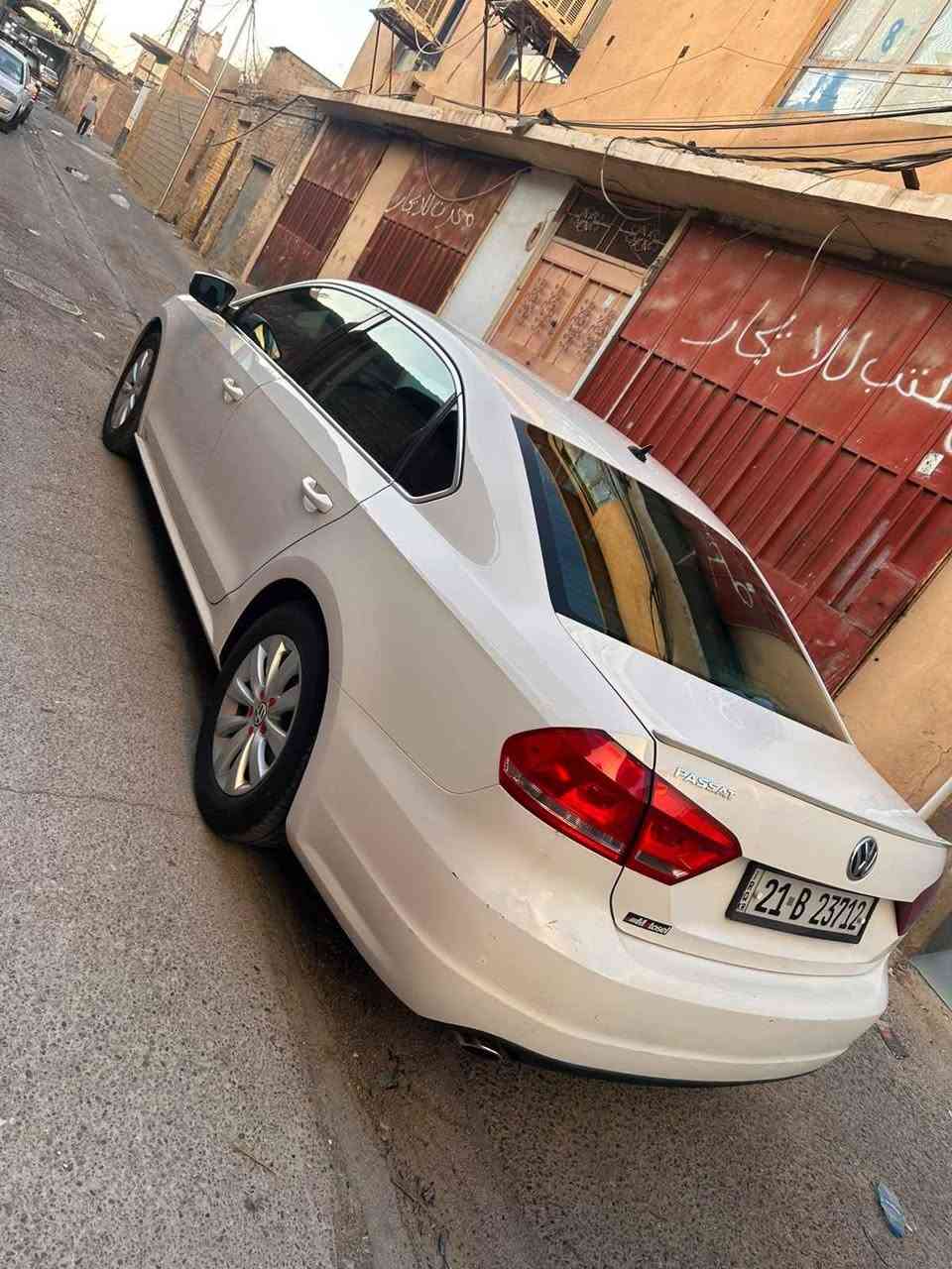 فولكس واكن باسات
 موديل 2014 محرك 5 سلندر خليجي خمس مواصفات .. تحكمات كامله . شاشه جبيره كشنات تدفئه .. 
كير محرك شرط بدون خلل وفتح ..
كامله مدامه تايرات جديده
بدون دواخل  فقط دوسةخلف سكن  بيها شبرين صبغ 
السياره ماشيه 165 الف 
بيها بطاقة وقودية خاصه

موقع السياره كركوك
سعر 140وبيها مجال للطيبين .. 
 رقم الموبايل ***********
*********** كركوك, العراق
