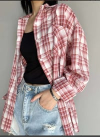 قميص نسائي • مقاسات M L XL • ناصرية حي الفداء