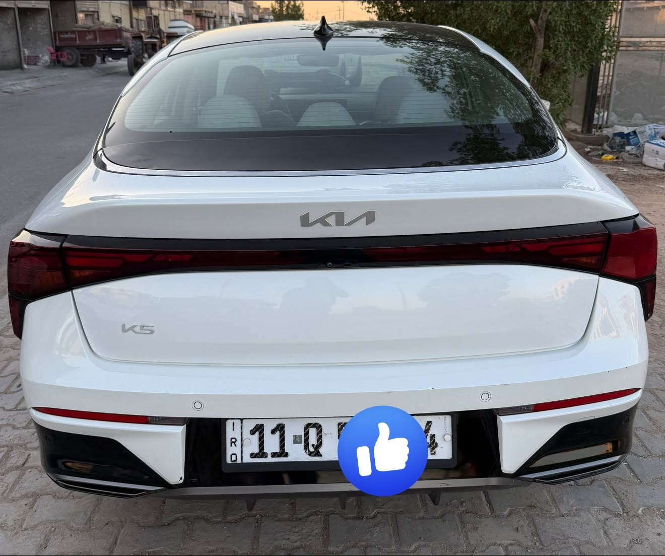 كيا كي 5
Kia k5 
موديل 2024 خليجي ضمان المجموعة الدولية 

المواصفات:
بانوراما 
كشنات جلد 
تشغيل عن بعد و دخول ذكي
مري شفط
شاشة متصلة 
تبريد قطعتين 

ماشية 72 الف كيلو 
السيارة بلادية و بالضمان و كل تبديلات الدهن و الصيانة بالشركة و مسجل بدفر الصيانة 
رقم بغداد الجديد
السيارة باسمي تحويل مباشر ثاني يوم 
مكان السيارة بغداد المحمودية 

السعر:220 ورقة

للأستفسار:
*********** 
موجود واتساب ايضا
