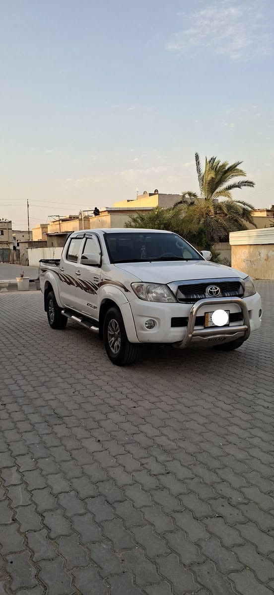 سلام عليكم بيكم فلاونزه تماتيك  فور ويل مكفوله كفاله عام رقم البصره مشروع وطني تحويل مباشر مكينه وكيري كفاله حداديه جديده طخم تاير كهربائيات شغاله كله المكان البصره السعر 160 رقم الهاتف ***********

