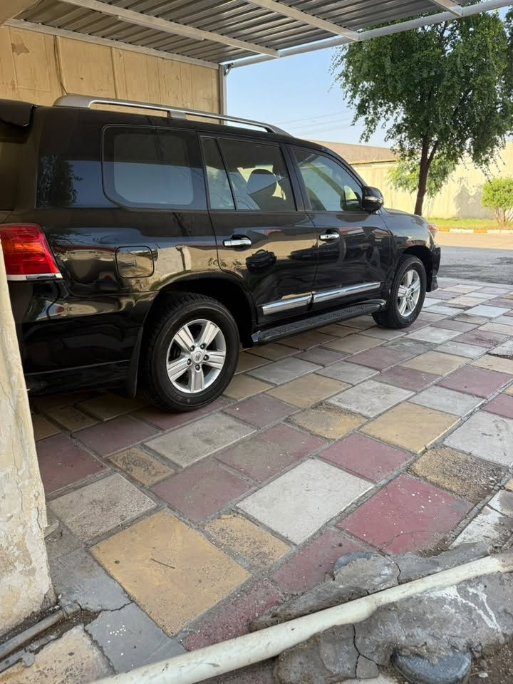 لاندكروز • ٢٠١٢ • رقم بغداد