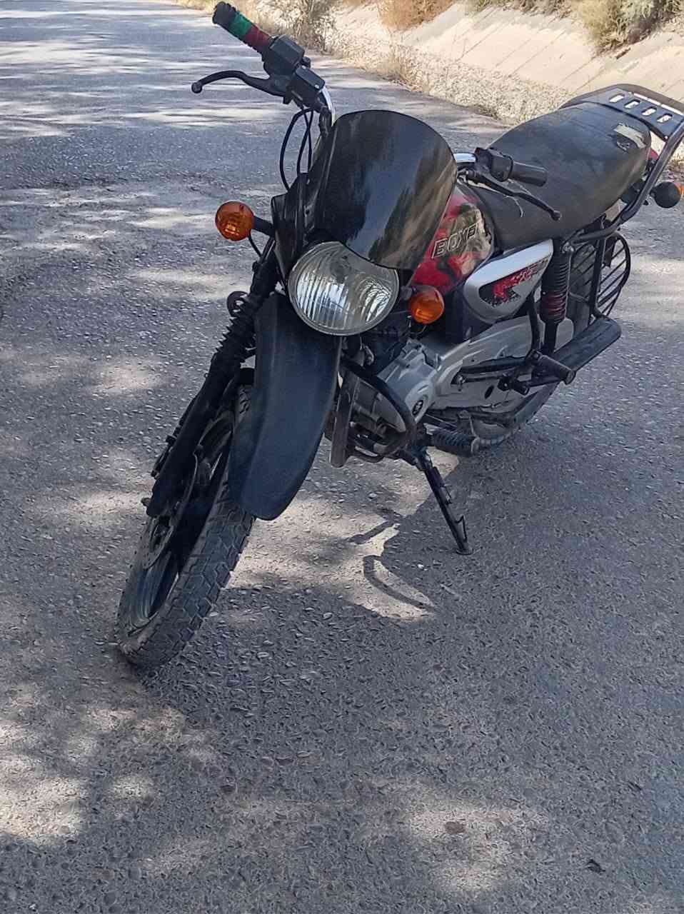 سلام عليكم شباب  دراجه بوكسر لبيع موديل23 سنويه عنوان بعداد يوسفيه***********/***********
