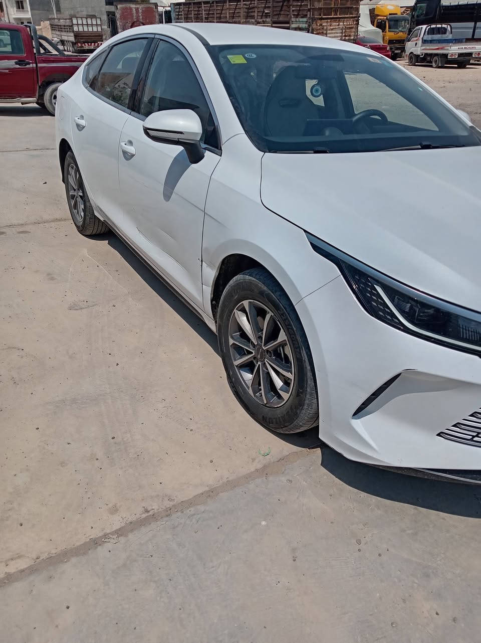 ديستروي حره بيها كرخه من جهه السايق والباب العكس بدون لا ضربه ولا اير باك ولا كلشي ضرط السونار وياها السعر ١٦ مليون احولها باسمك اتصال ***********
