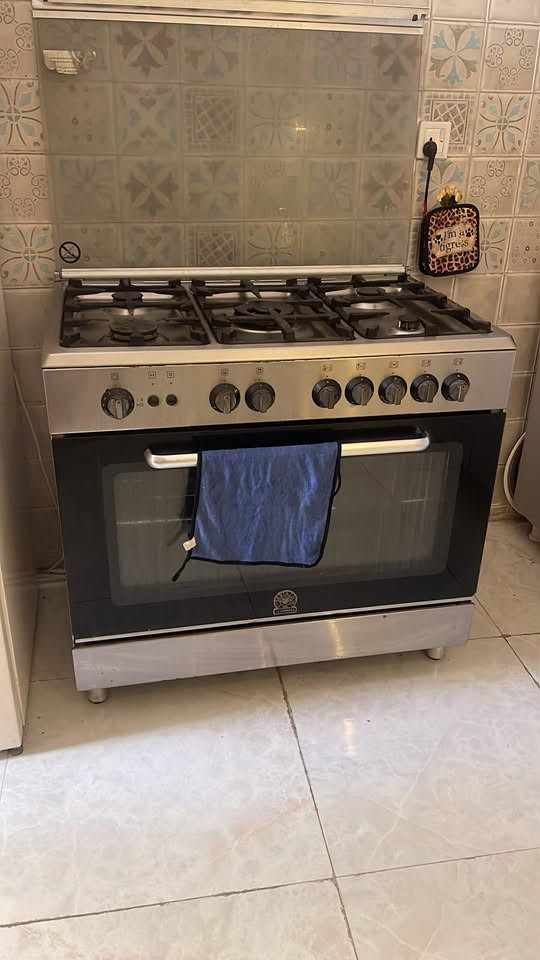 طباخ • مطبخ
