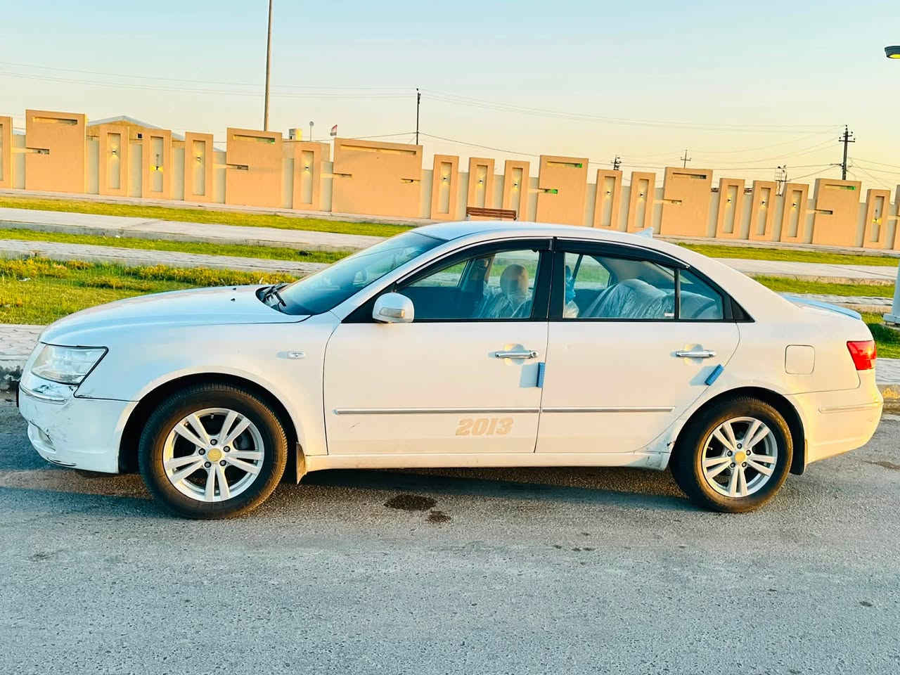 للبيع
سياره سوناتا خليجي موديل ٢٠٠٨ محدث ١٠ سياره كاعده وحلوه صبغ حزام 
تبريد ثلج 
محرك ٢٤٠٠ جديد مكفول
كير مكفول 
شاشه 
تخم تاير جديد 
السعر ٩٥وبيها مجال للشراي فقط 
السياره مال جناي الي تفيده يجي خاص 
رقم الهاتف ***********
