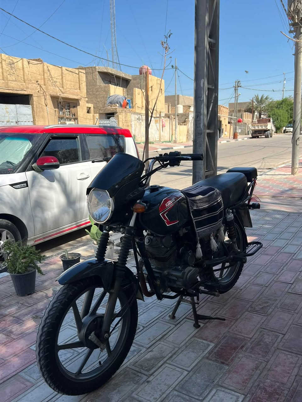 دراجه كي واي اوراق اصولي للبيع كلشي شغال بس ناقصه بس سلف مكينه فول للبيع مستعجل مكاني كربلاء طويريج سعر 850 وبيها مجال ***********
