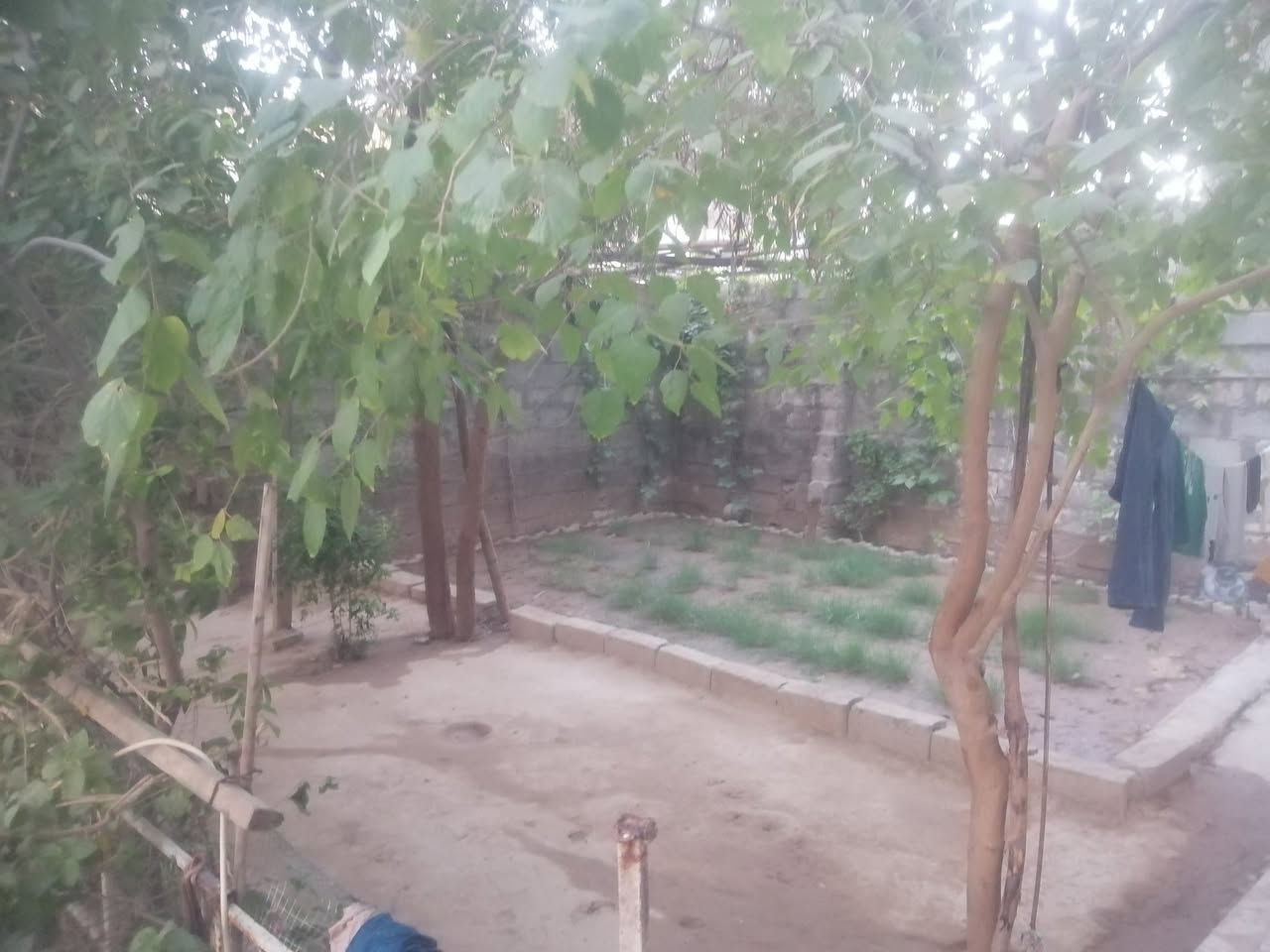 بيت طابقين للبيع
مساحة ٢٥٠ متر مربع وركن
ط١ غرفتين نوم واستقبال وهول ومطبخ وصحيات
ط٢ غرفتين نوم وهول ومطبخ وصحيات
عنوان واحد حزيران مقابل مطعم ومشويات سيف
السعر ١٢٥ مليون وبيها مجال للمعاملة
للإستفسار ازيد الاتصال على الأرقام التالية
***********
***********
متواجد بالفيس بوك تلكرام واتس اب فايبر
ونشكر متابعتكم

