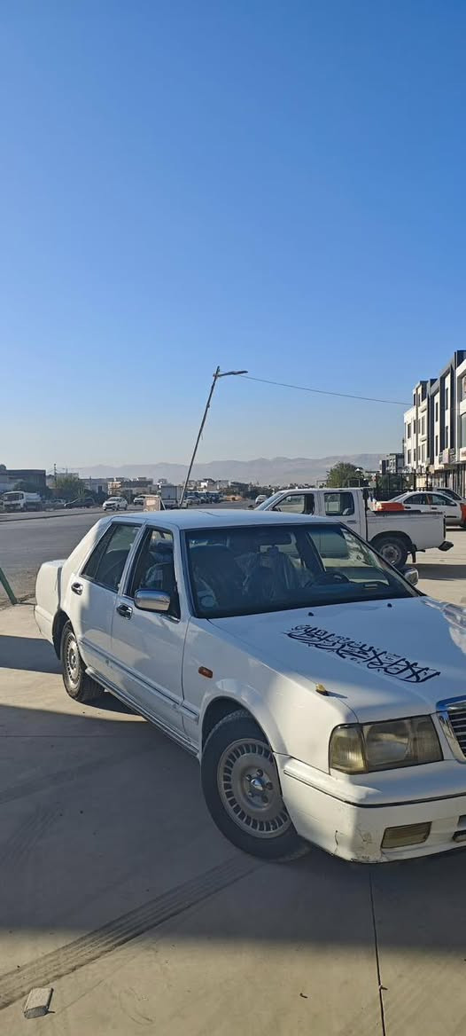 نیسان سدریک مۆدێک ٢٠٠١
سەنەوی تا ٢٠٢٩مانگی ٨ تازەیە 
گێرو مەکینەی لۆک
تەبرید مەزبوت
٤ تایەی تازە
سەیارەکە مالی دۆستە تازە دەبلو بانسی گۆڕاوە
کامل بۆیاخە لەسەر ساخی 
٤٥ گەڵا 
سلێمانی
***********
